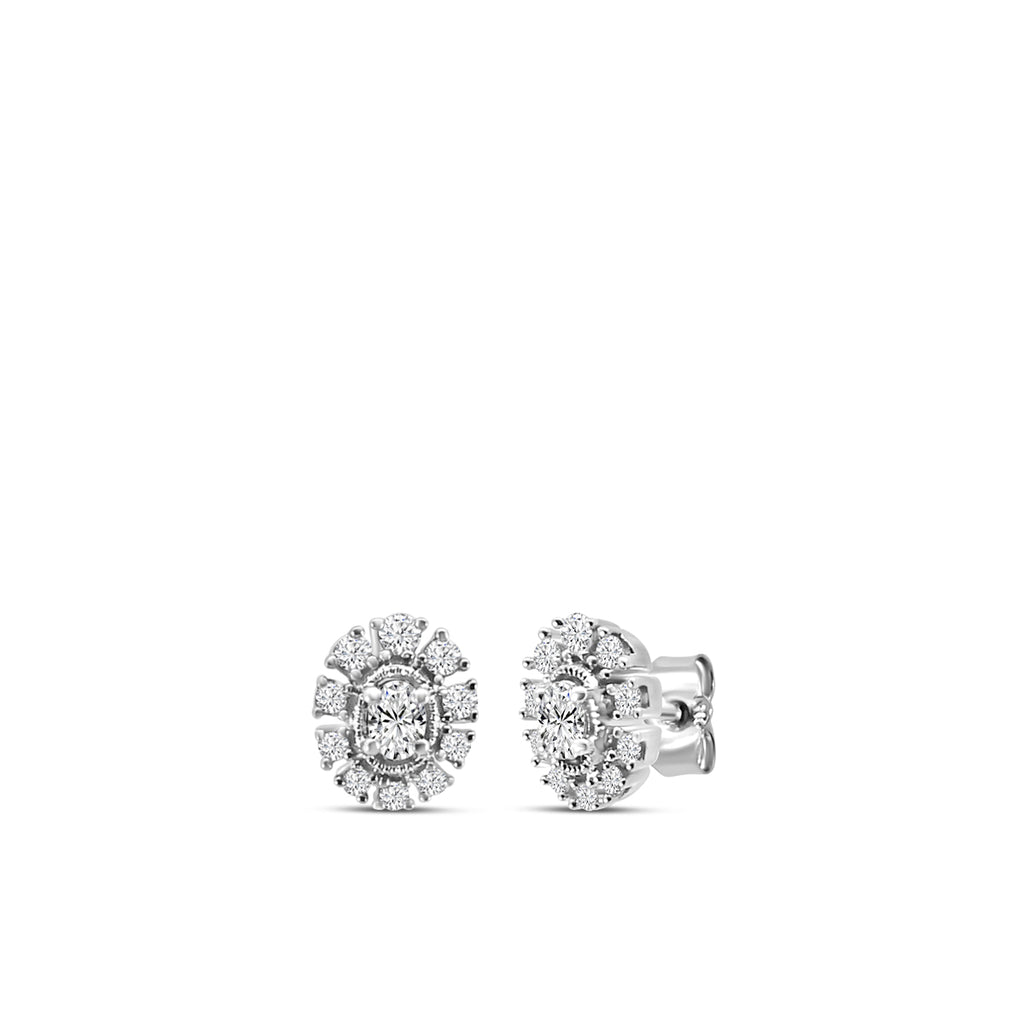 0.50 Ctw Diamond Oval Flower Earring