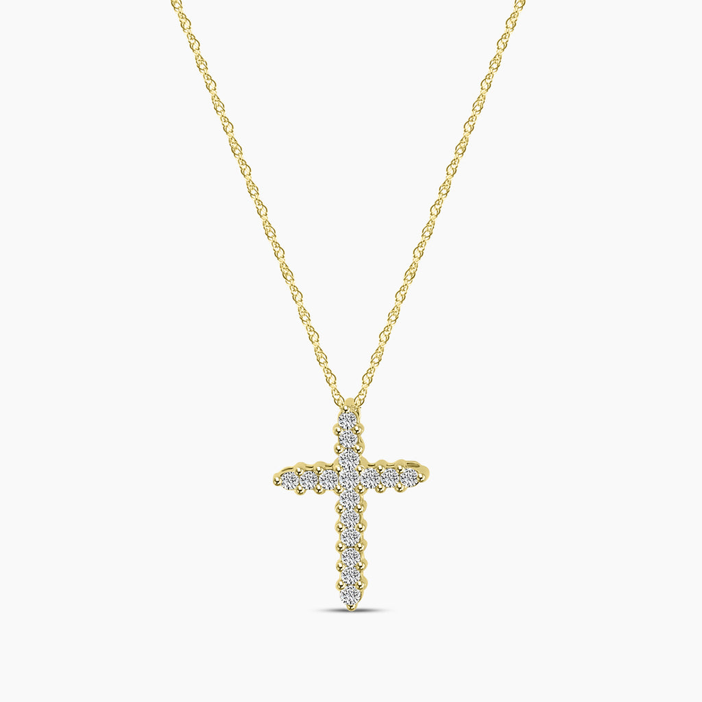 0.25 Ctw Cross Diamond Pendant with Chain