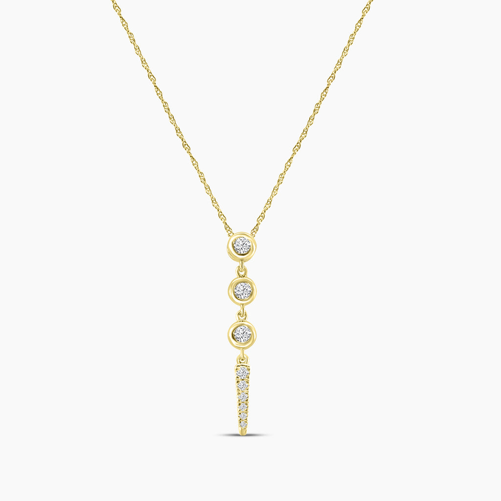 0.25 Ctw Bezle set Diamond Pendant with Chain