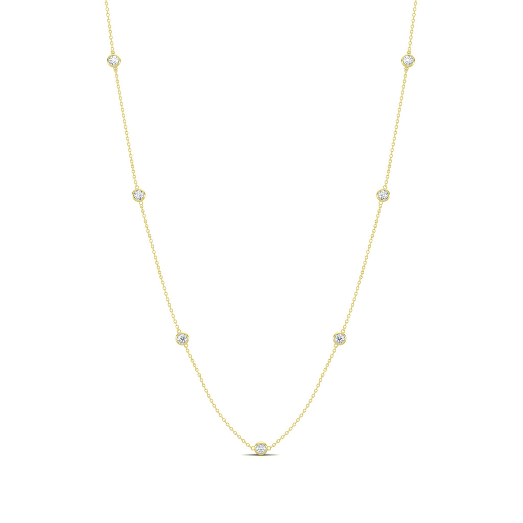 Classic 0.25 Ctw Diamond Station Clover Necklace with 7 Stones