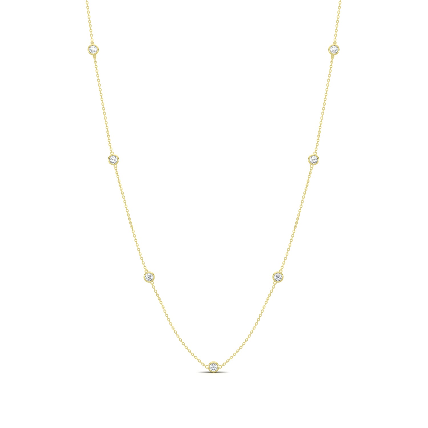 Classic 0.25 Ctw Diamond Station Clover Necklace with 7 Stones
