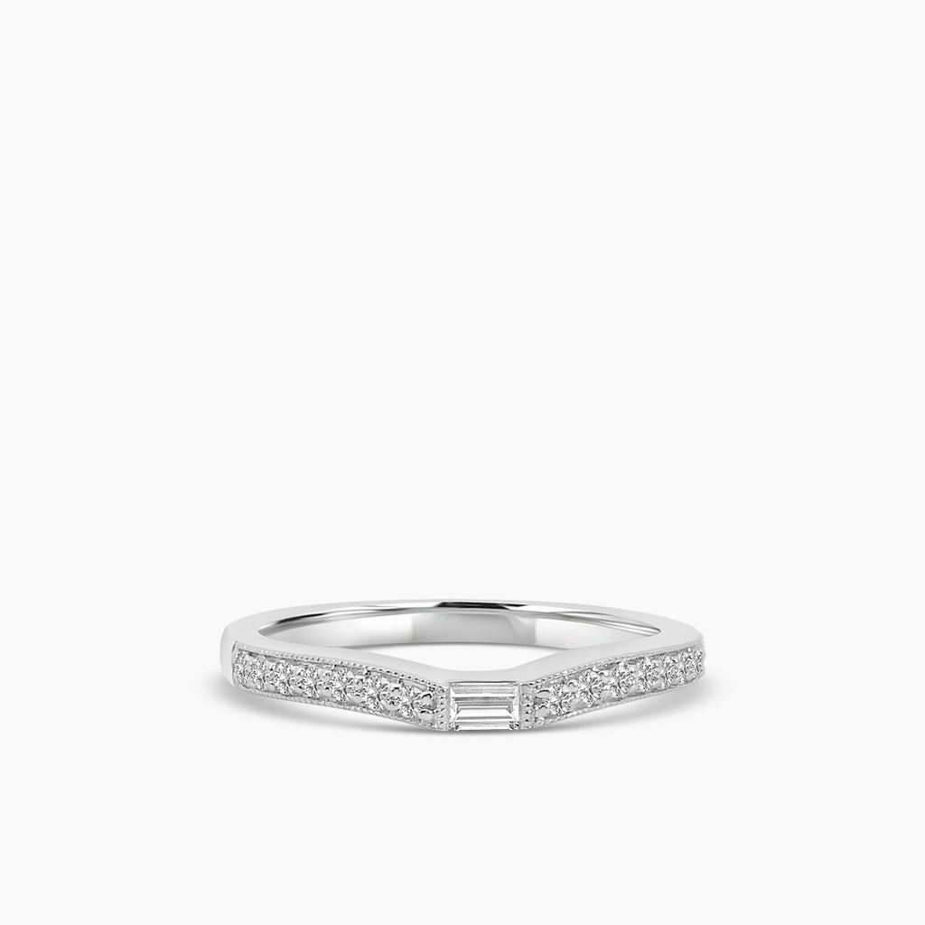 14KW 0.50 Ctw Curved Centered Baguette with Milgrain Diamond Band